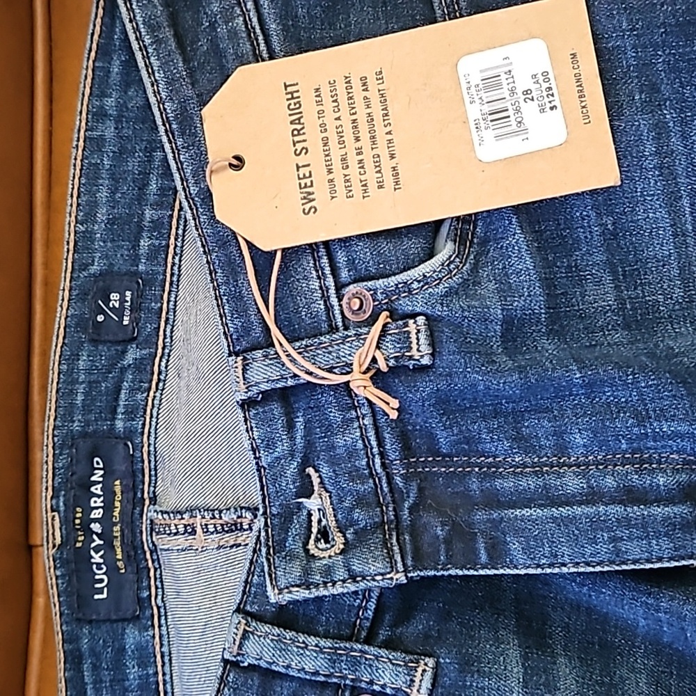 Lucky Brand Jeans Sweet Straight 6/28 Reg - Picture 5 of 9